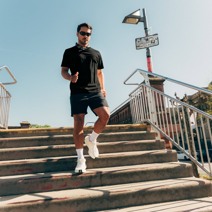 CLEAN 2.0 I Natural Movement Shirt | Black
