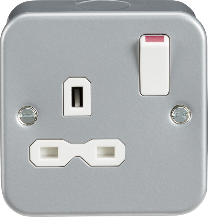 Knightsbridge MLA MR7000 Metal Clad 13A 1G DP Switched Socket